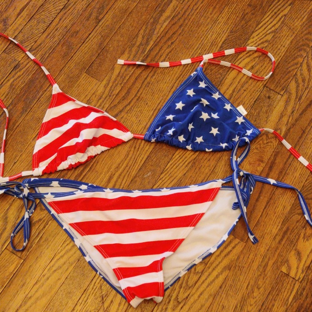 NWOT Red and Blue Striped Flag Bikini Set
